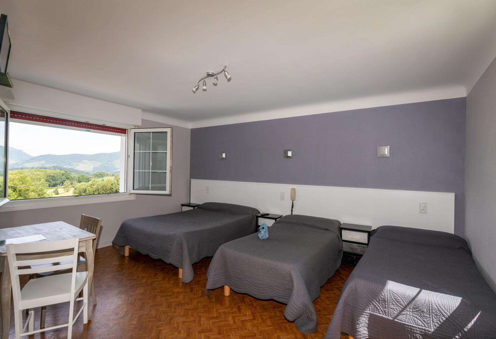 Hotel Restaurant Pecoitz Saint-Jean-Pied-de-Port Ngoại thất bức ảnh